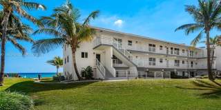 1041 Hillsboro Mile Gallery 1