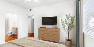 Carmel Gallery 7