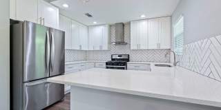Beautiful 3 bedroom, 2 bathroom home in East Austin!!! Gallery 7