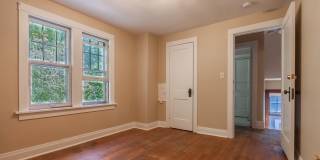 2642 Kendall Ave - 1 Gallery 19