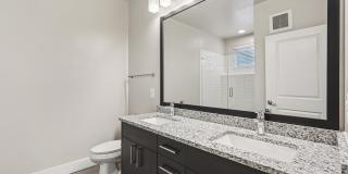 915 Glenwood Apartments at Grant Park Gallery 26