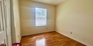 3-bedroom home with spacious yard for rent now! Gallery 12