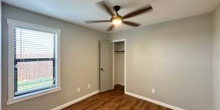 Viewable Now!  Pets Accepted! Gallery 23