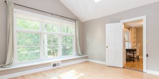 211 New Canaan Road Gallery 24
