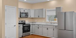 4Bd/ 2Bath Ranch Style home mins from Downtown Burlington 4Bd/ 2Bath Ranch Style home mins from Downtown Burlington Gallery 13