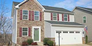 Spacious Riverwood Home Near NGIC Gallery 1