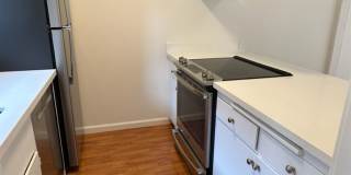 EPIC REA: 2 BR/1 BA Townhome w/ 1 Parking in Great Corte Madera Gallery 19