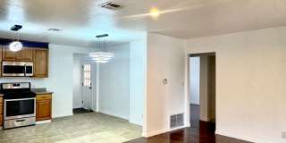 Beautiful, Spacious 3 Bedroom Property in Panorama City! AVAILABLE NOW! Beautiful, Spacious 3 Bedroom Property in Panorama City! AVAILABLE NOW! Gallery 1