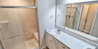 Three Bedroom Townhome Gallery 27