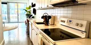 1914 Main St Gallery 23