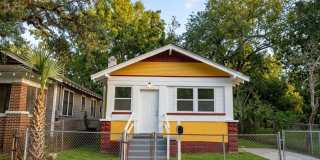 Fully Renovated 3/1- Single Family  Available for Immediate Rent! Gallery 1