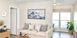 6043 Park Street Gallery 2