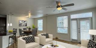 1800 Broadway Gallery 40