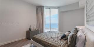 16051 Collins Ave Gallery 21