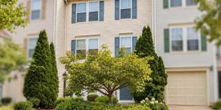 2527 BANSHIRE Drive Gallery 1