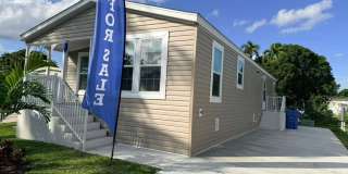 5267 S.w. 32nd Street Gallery 2