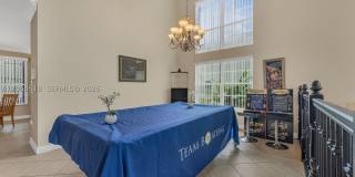19500 SW 39th Ct Gallery 15