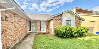 3 Bed 2 bath! Gallery 4