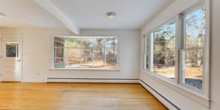 250 Hudson Rd Gallery 1