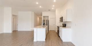 2925 NE 6th Avenue Gallery 15