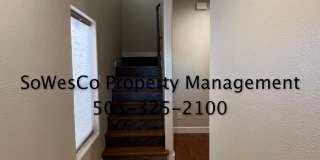 Gorgeous Townhome in Central Farmington with Three Bedroom Plus an Office Gallery 3