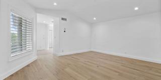 1251 Thatch Palm Drive Gallery 28
