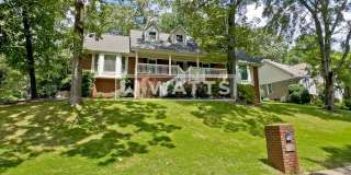 4 Bedroom, 4.5 Bath Home in Heart of Hoover Gallery 1