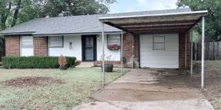 Newly remodeled four bedroom home in Noble Gallery 3