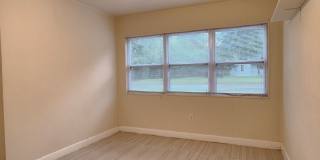 FOR RENT 5 bedroom, 3 bathrooms, 2 car garage home near UF. Gallery 29