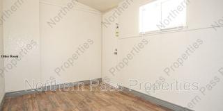 2111 Portland Gallery 10