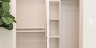 5244 Cleon Avenue Gallery 19