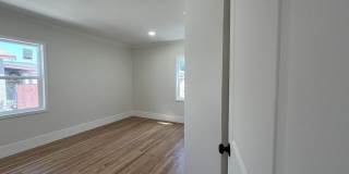 8640 Baring Cross St Gallery 12