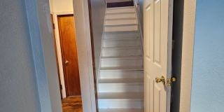 4 Bed 1 Bath Gallery 12