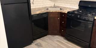 2 Bed 1 Bath Garden Apartment Available NOW Gallery 3