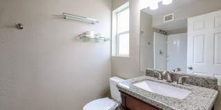 1005 E Cavalier Gallery 21