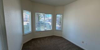 Very Nice 4 Bedroom Home Gallery 9