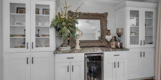 110 CARLYLE CIRCLE Gallery 24