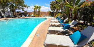 820 Harbor Cliff Way Gallery 36