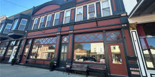 222 W Saint Louis Gallery 1