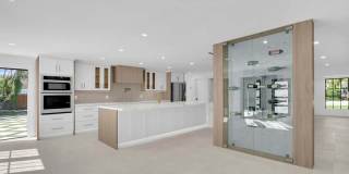 391 W Riverside Drive Gallery 25