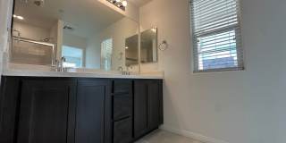 Henderson Townhome for rent Gallery 33