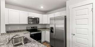 Brand New Town Home close to the beach! Gallery 5