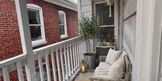 627 N Mulberry Street Gallery 22