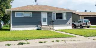 433 23rd Avenue Northeast Gallery 1
