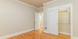 1369 Hyde Gallery 9