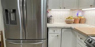 Room in 3 Bedroom Home at Trailwood Heights Ln Gallery 1