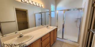 Three Bedroom Home in Sunriver Gallery 16