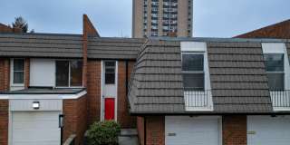 2146 Bryanston Crescent Street Gallery 1