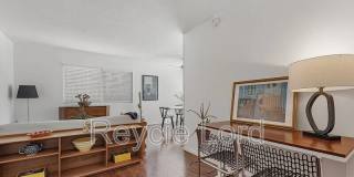 964 Larrabee St Gallery 1
