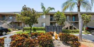 ** BROOK PINES ** 2 BED / 2 BATH - CONDO - LELY AREA - GREAT LOCATION - ANNUAL RENTAL Gallery 1